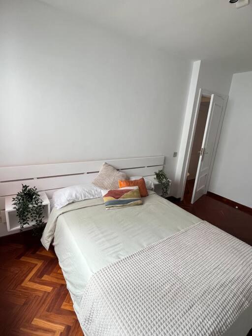 Apartamento El Fontan, Parking Gratuito Хихон Екстериор снимка